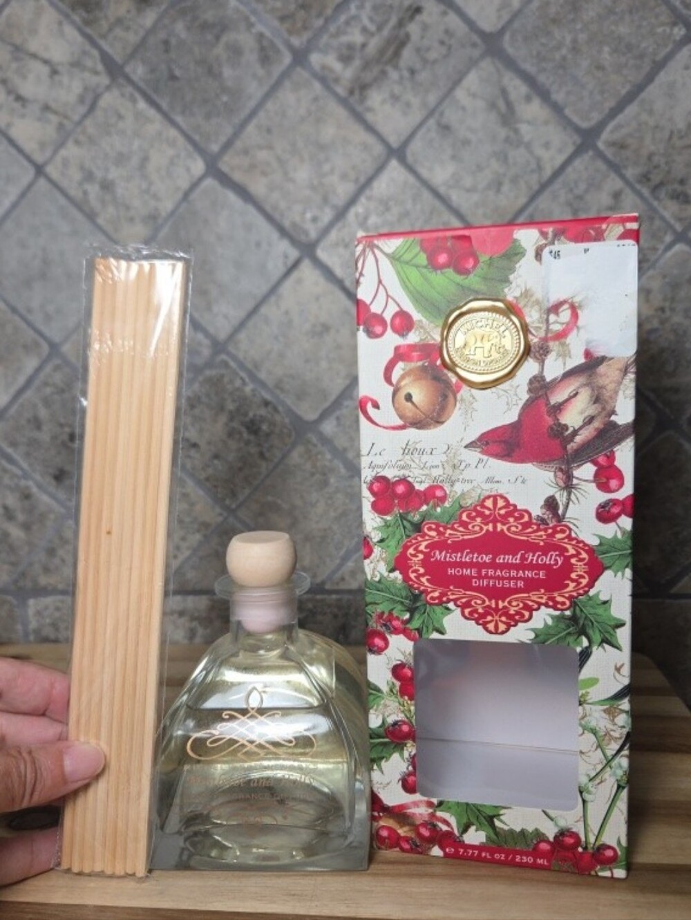Michel Design Works Christmas Mistletoe & Holly Fragrance Diffuser NEW